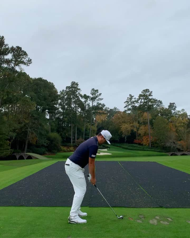 イム・ソンジェのインスタグラム：「@themasters 티비 에서만 봤던 12번홀!! 이번주 좋은 성적 내겠습니다ㅎㅎ」