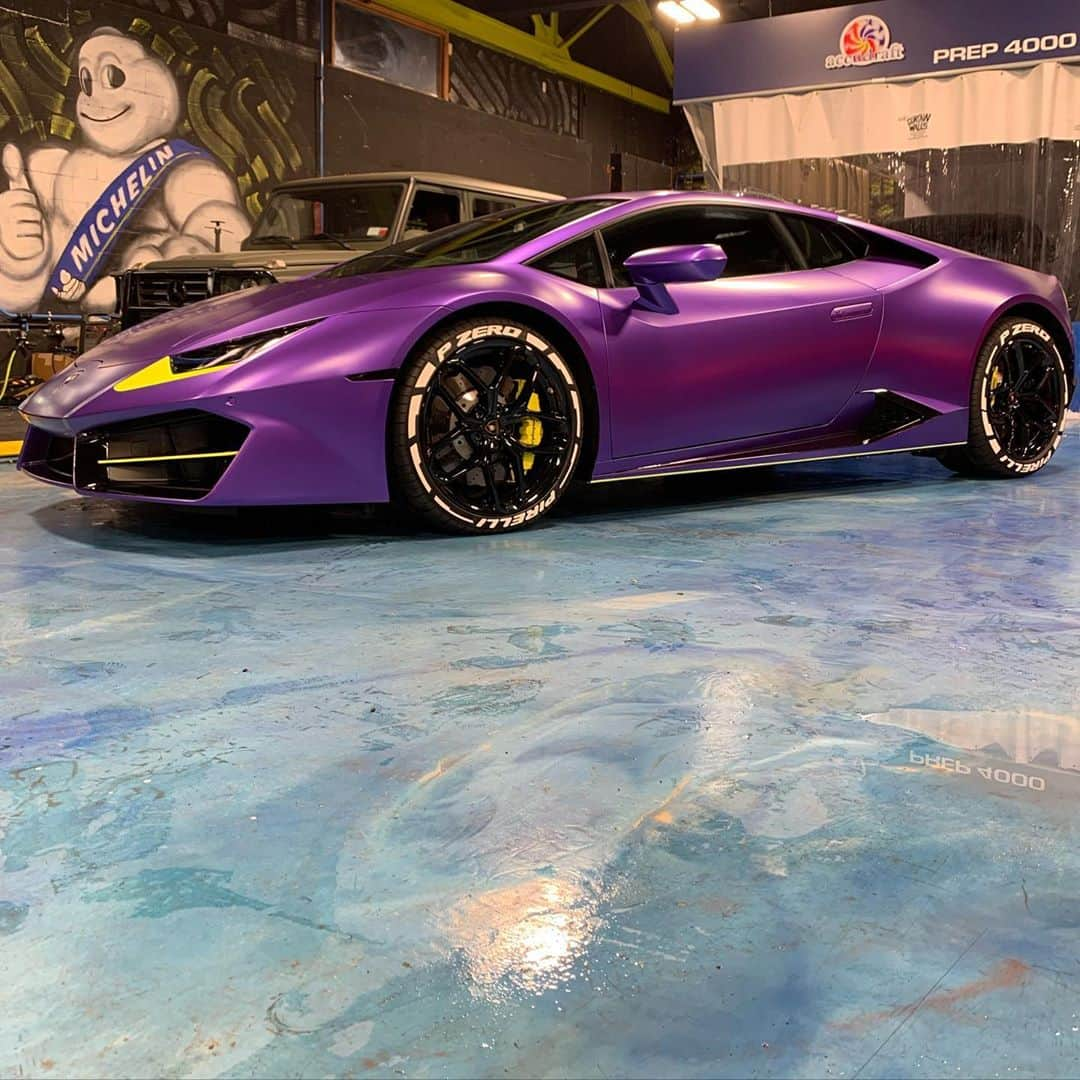 CARLiFESTYLEさんのインスタグラム写真 - (CARLiFESTYLEInstagram)「@autosport718 Lamborghini Huracan wrapped & customized at NYC’s premier vehicle restyling shop #autosportsbx #carlifestyle」11月11日 7時33分 - carlifestyle