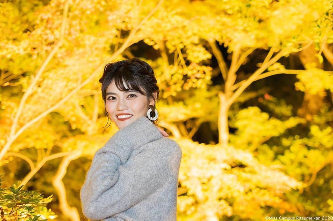 追田菜々花さんのインスタグラム写真 - (追田菜々花Instagram)「金戒光明寺様🍁 ( @kurodani1175 )  11/13から夜の紅葉ライトアップが始まります🍂特別夜間拝観🙏🏻 一足お先に行かせていただきました！！！もう綺麗すぎて… 紅葉デートにもおすすめです👘  supported by @takamibridal_wakon   #金戒光明寺 #金戒光明寺ライトアップ #特別夜間拝観 #浄土宗 #金戒光明寺紅葉 #くろ谷 #くろ谷さん #くろ谷金戒光明寺 #紅葉 #紅葉狩り #紅葉デート #紅葉ライトアップ #紅葉スポット #紅葉2020 #京都 #京都紅葉 #京都紅葉ライトアップ #京都紅葉名所 #京都観光 #京都旅行 #京都散策 #ライトアップ #ライトアップ綺麗 #ライトアップ紅葉 #萌え袖 #ニット #ニットコーデ #ニット女子 #ハイネックニット #大きめイヤリング」11月11日 8時02分 - mcr2020_01on