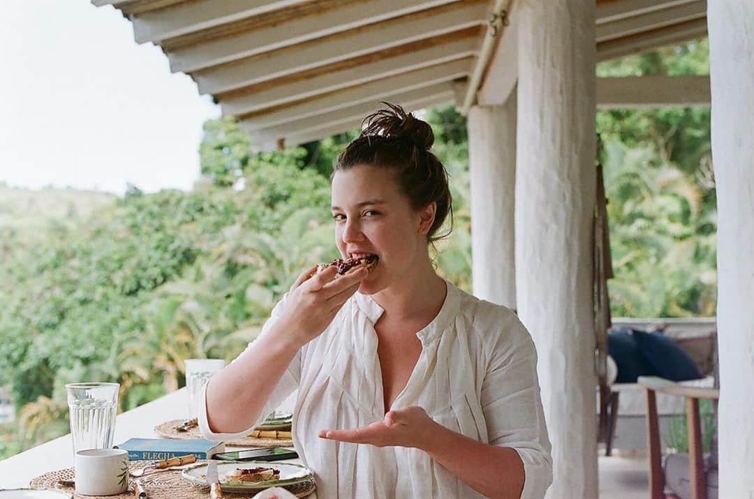 Alice Wegmannのインスタグラム：「queria que fosse publipost」