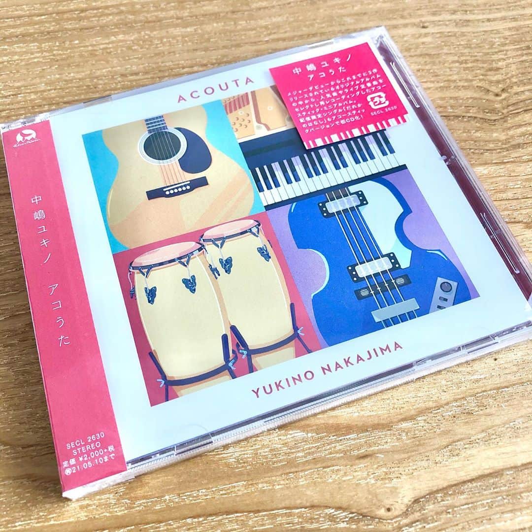中嶋ユキノさんのインスタグラム写真 - (中嶋ユキノInstagram)「おはようございます😃✨ ・ 本日！ いよいよ！ ・ 中嶋ユキノ アコースティック・ミニアルバム「アコうた」発売です☺️‼️ ・ #中嶋ユキノ #アコうた #発売日 #ポッキーの日 #アコースティック」11月11日 8時53分 - nakajima_yukino
