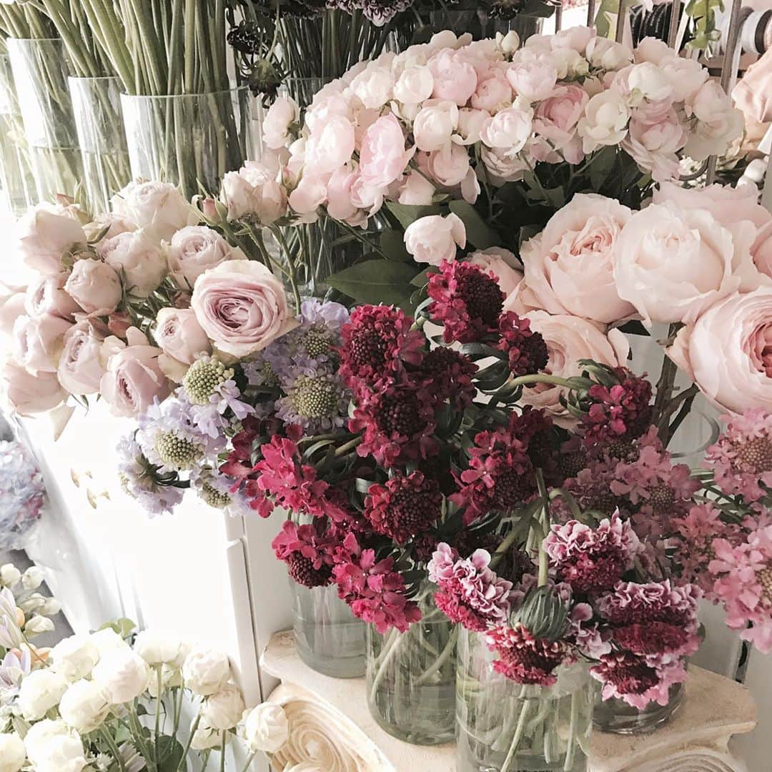 Florist.janeさんのインスタグラム写真 - (Florist.janeInstagram)「#블루밍스완 #플라워레슨 #꽃집 ❤️」11月11日 9時43分 - jane.florist