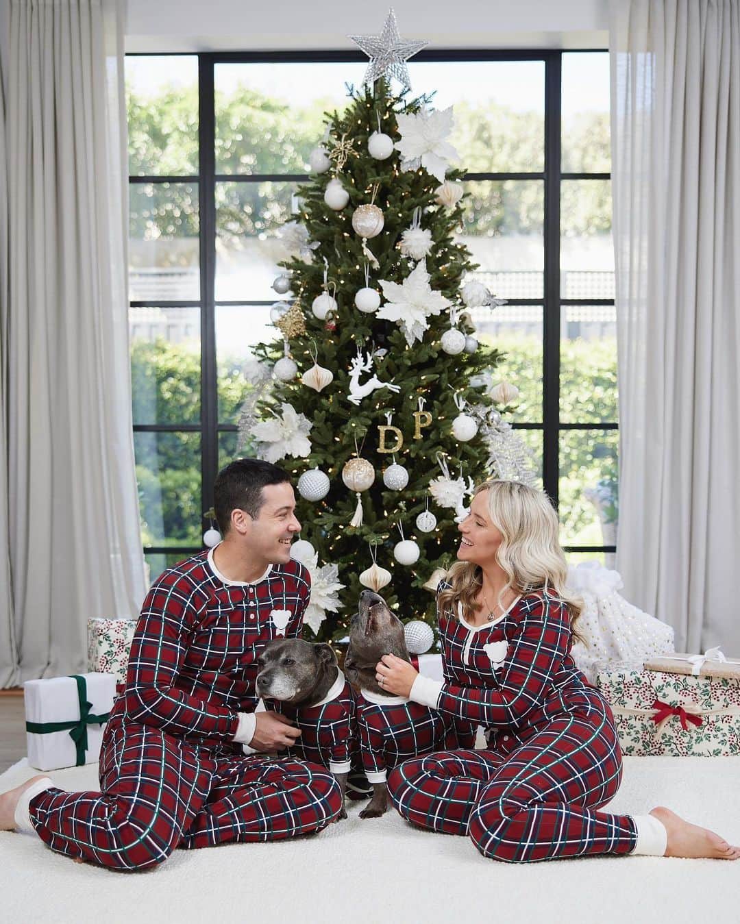 DARREN&PHILLIPさんのインスタグラム写真 - (DARREN&PHILLIPInstagram)「TOO SOON JEN. U have been warned. If I so much as even see ur lips miming de words to All I want for Christmas I am putting myself up for adoption.  Philly  🎄😍🎄@darrenandphillip Matching Xmas PJ’s are on sale next Thursday 19th November 😍😍」11月11日 10時32分 - the_blueboys