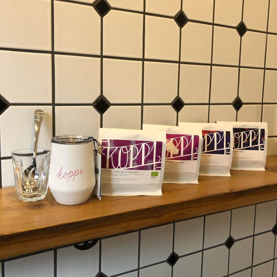 ABOUT LIFE COFFEE BREWERSのグルメインスタ