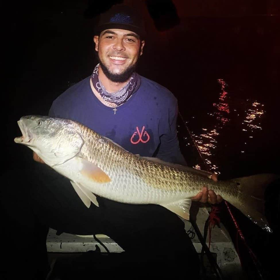 Filthy Anglers™さんのインスタグラム写真 - (Filthy Anglers™Instagram)「Check out this beautiful bull red pulled in by @ole3boat this week. Another fish that I and assuming many of you have never caught. I have to say you fellas down south are spoiled with all these species. Trying to find a silver lining for what us folks north have that you don’t! Actually I think the benefits might be what we don’t have, no gators, venomous snakes, big spiders, crazy insects etc. I think I’m good staying up@nort 😬 - Cingrata @ole3boat you are Certified Filthy www.filthyanglers.com #red #bullred #redfish #filthy #filthyanglers #outdoors #nature #bassfishing #getfilthy #nature #fishing #bassfishing #florida #outdoors #hunting」11月11日 11時24分 - filthyanglers