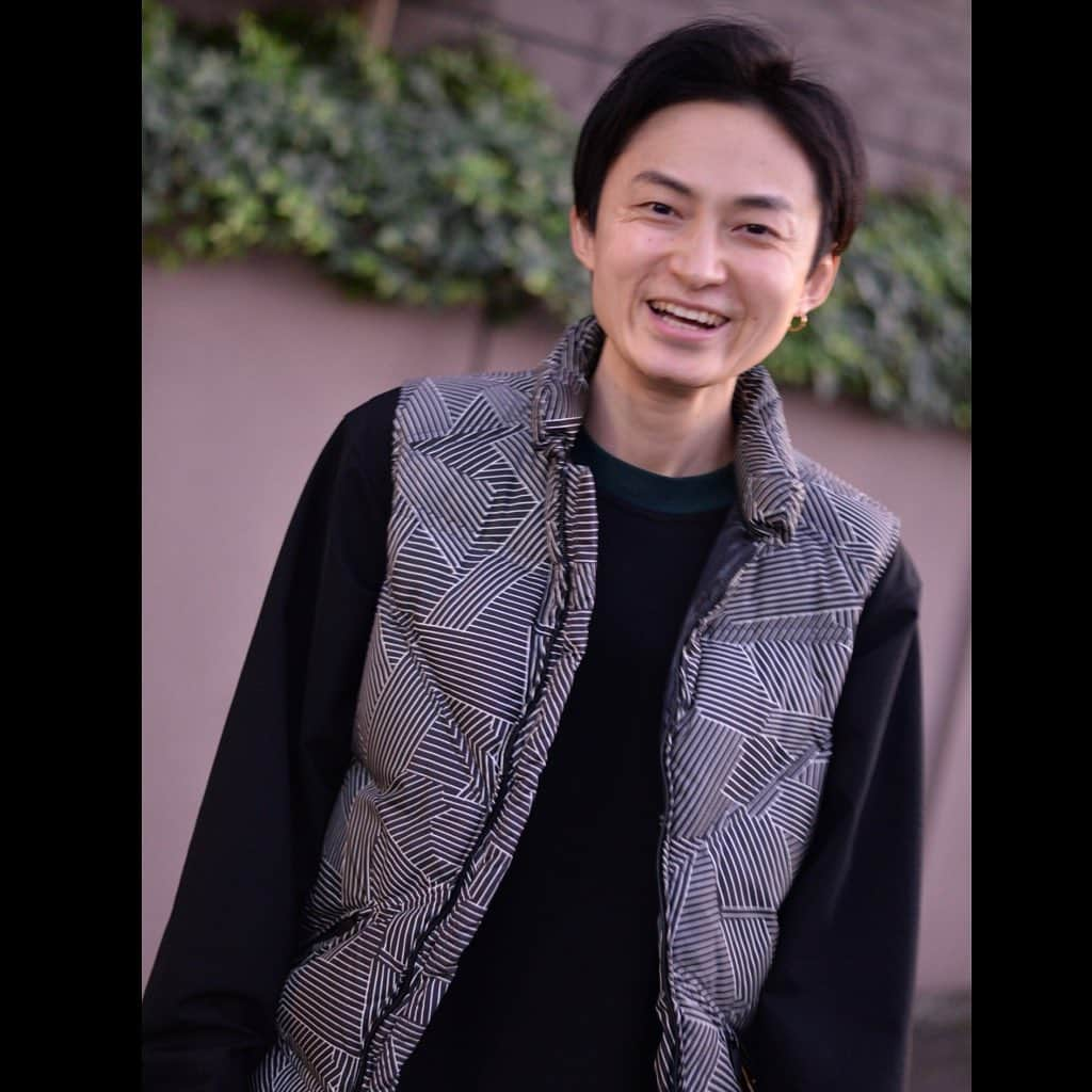 大石翔大さんのインスタグラム写真 - (大石翔大Instagram)「なんていうか、んー、ごきげんだぜっ  #ダウンベスト #10年くらい着とる #福岡で買ったやつ #nhoolywood #misterhollywood」11月11日 21時38分 - shodai_ohishi