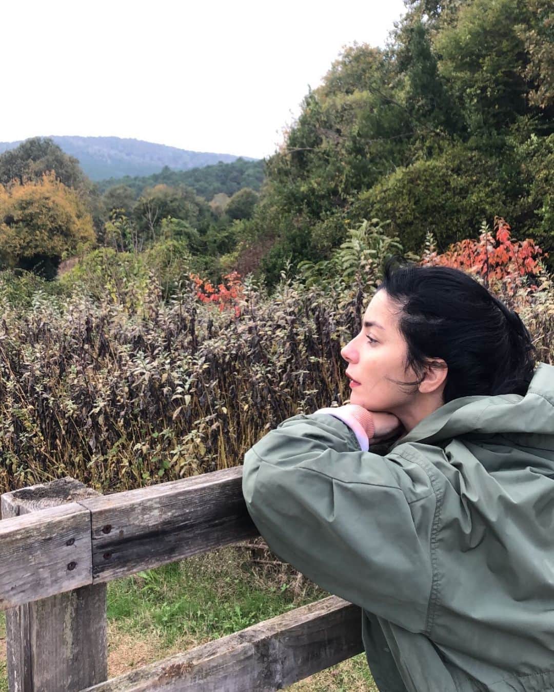 Merve Boluğurのインスタグラム：「Enjoy the sılence」