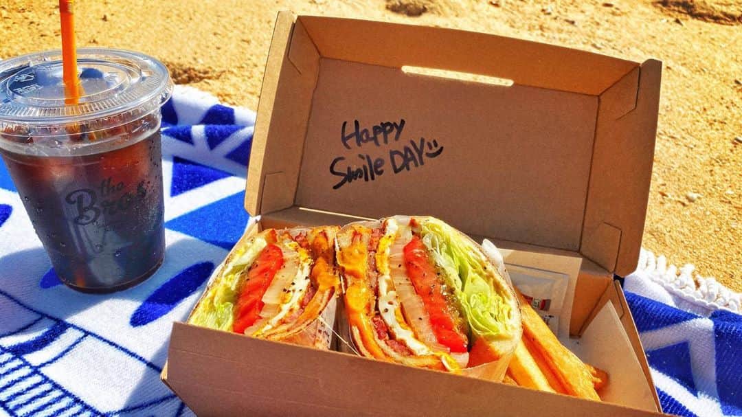 リバトラ YOSHITOのグルメインスタ