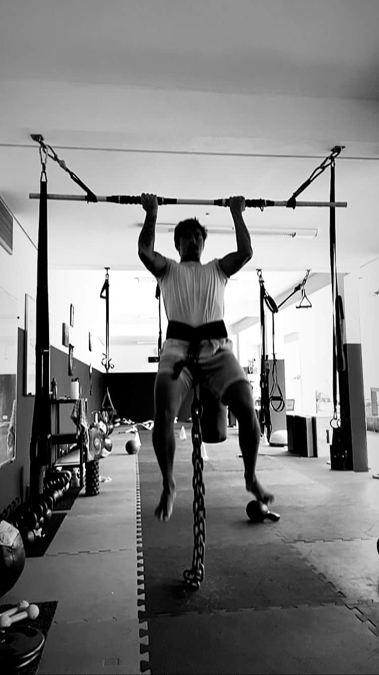 ミグエル・プッポのインスタグラム：「Nada resiste ao trabalho👊🙏🥵 #DeusNoComando @thiagogia」