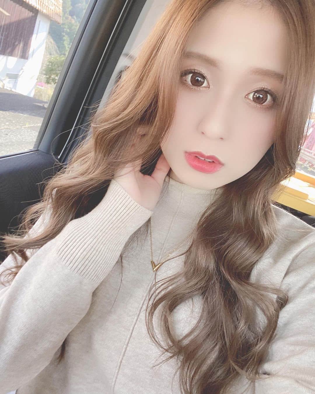 横田りかさんのインスタグラム写真 - (横田りかInstagram)「﻿ こんにちりのん🐼💙💙﻿ ﻿ ﻿ #loveran # ...