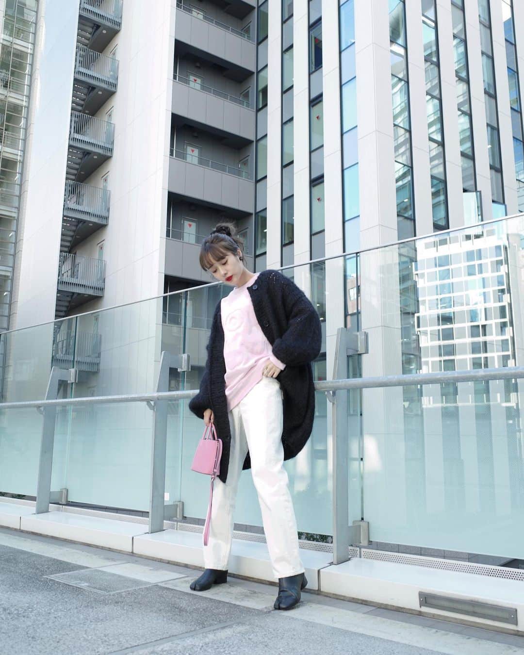 前田希美（まえのん）さんのインスタグラム写真 - (前田希美（まえのん）Instagram)「#のんの私服 です。  PINKのスウェット可愛すぎて 毎日のように着てる❁⃘  #fashion #code #marimekkokioski #marimekko #ootd #pink  #マリメッコ #マリメッコキオスキ  💗」11月11日 15時03分 - maeda_nozomi