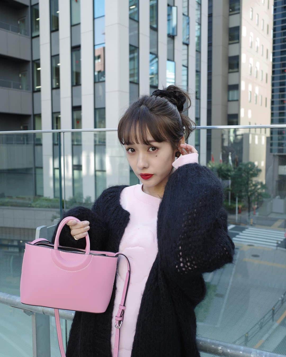 前田希美（まえのん）さんのインスタグラム写真 - (前田希美（まえのん）Instagram)「#のんの私服 です。  PINKのスウェット可愛すぎて 毎日のように着てる❁⃘  #fashion #code #marimekkokioski #marimekko #ootd #pink  #マリメッコ #マリメッコキオスキ  💗」11月11日 15時03分 - maeda_nozomi