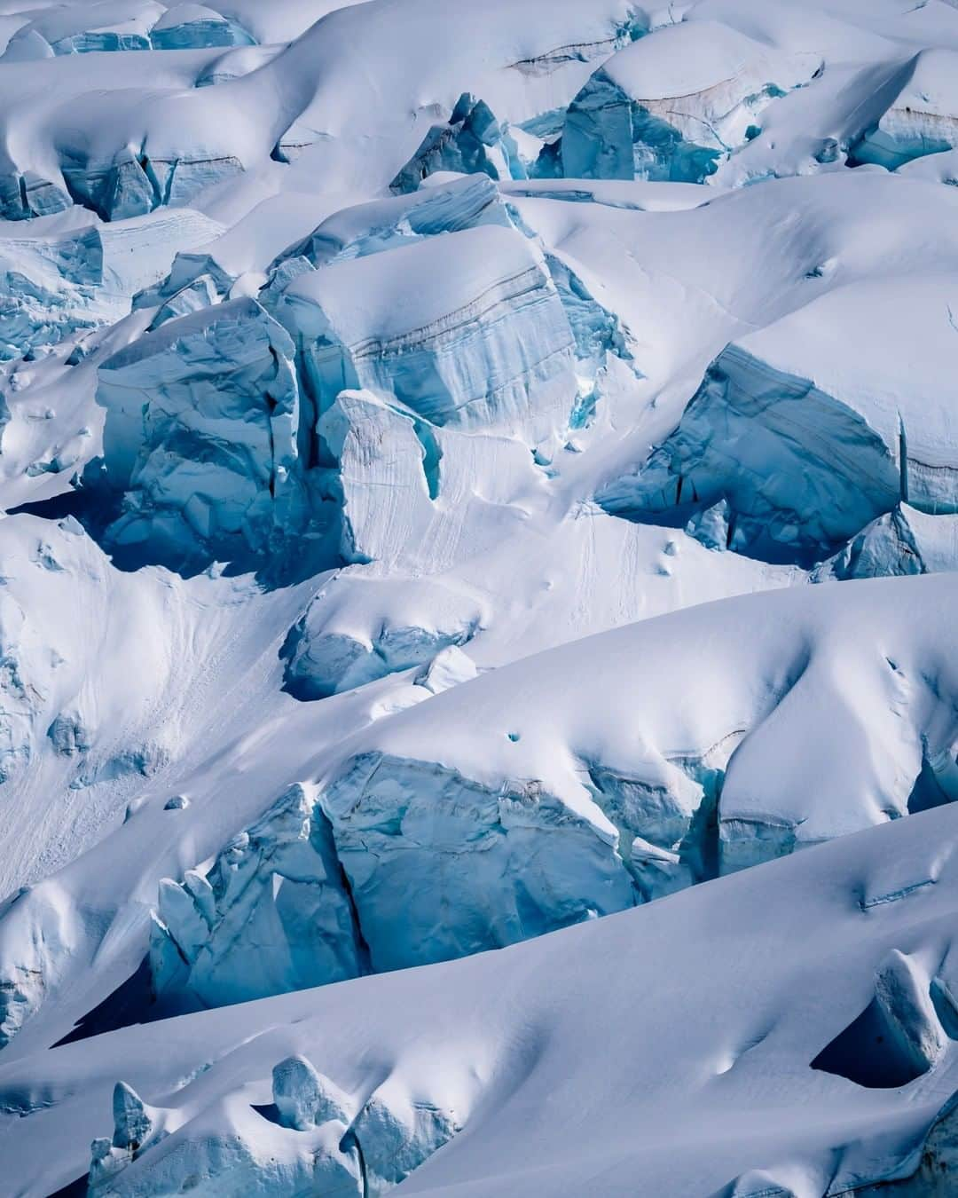 Nikon Australiaさんのインスタグラム写真 - (Nikon AustraliaInstagram)「"After waiting out the low cloud that delayed our scenic flight all morning, we were finally given the all clear for take off.   We landed on Tasman glacier and were able to get out to walk around and take some photos with the plane and helicopter.   It was an amazing experience topped off by a return flight past the peak of Mt Cook where these textures caught my eye. An absolutely magical experience I will never forget." - @zachariahphoto   Camera: Nikon D810 Lens: AF-S NIKKOR 28-300mm f/3.5-5.6 ED VR Settings: f/10  1/1600s  ISO 200  #Nikon #MyNikonLife #NikonAustralia #D810 #LandscapePhotography」11月11日 15時35分 - nikonaustralia