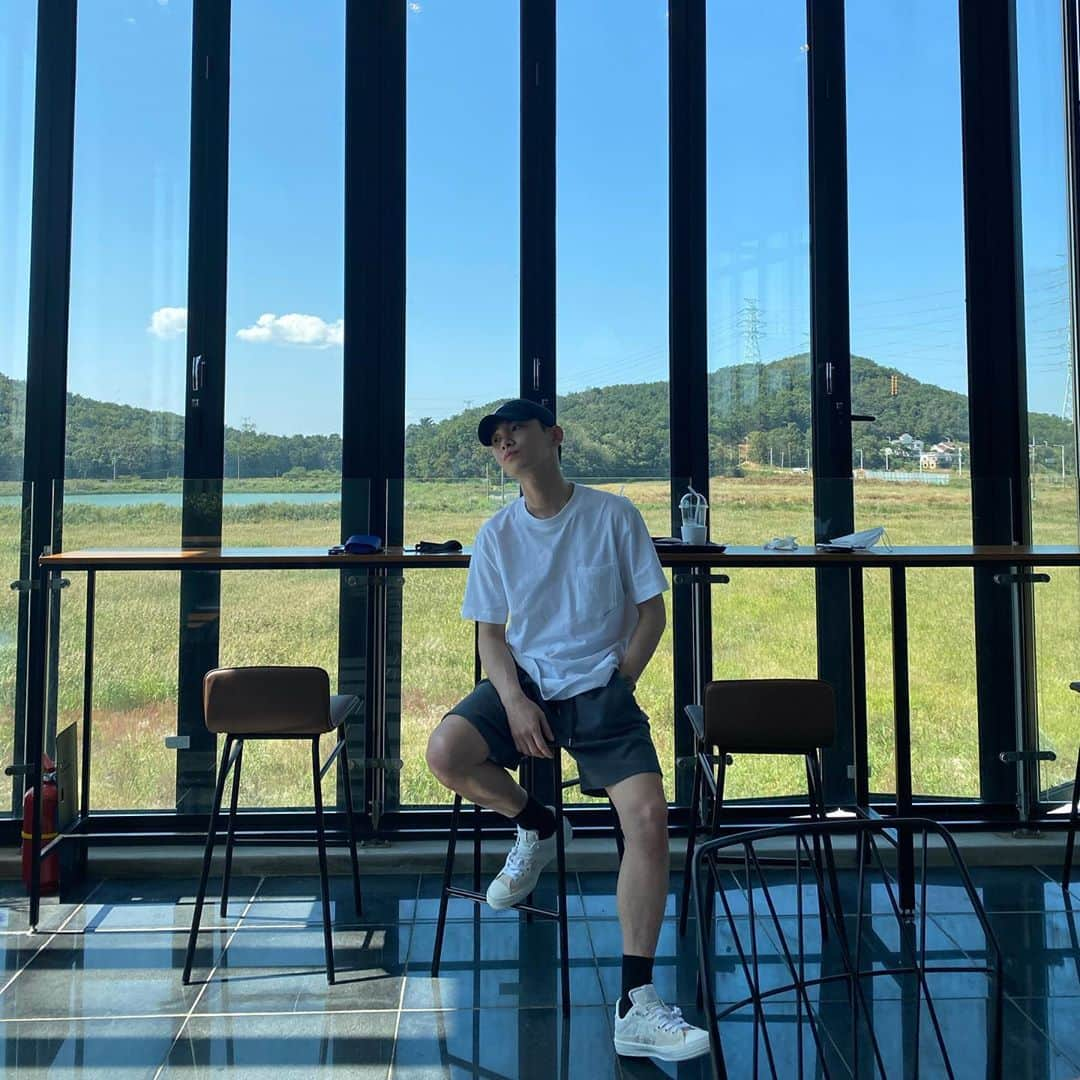 キー さんのインスタグラム写真 - (キー Instagram)「i really miss summer」11月11日 16時00分 - bumkeyk