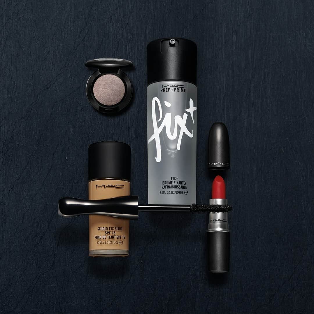 M•A•C Cosmetics Franceさんのインスタグラム写真 - (M•A•C Cosmetics FranceInstagram)「M•A•C - SINGLE DAY 🙌  Nous avons une nouvelle folle pour vous, aujourd'hui seulement !  🎉-30% dès 2 produits superstars achetés !🎉 Découvrez nos produits superstars dès maintenant.  #MACCosmetics #MACCosmeticsFrance #MACSingleday  #MACSUPERSTARS #MACSENSELESSLOVE」11月11日 16時00分 - maccosmeticsfrance