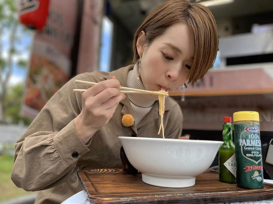 酒井瞳さんのインスタグラム写真 - (酒井瞳Instagram)「今日のもぐもぐタイム🍙✨  ほんとに一日中食べてました🤤👏笑  全部美味しくてニヤニヤが止まらない🤣🙏  みなさんにに食べてほしいものばかり😍‼️  詳しくはよかばんの放送をお楽しみに🙌😆  #宮崎 #グルメ #よかばん #umk #もぐもぐタイム #うまミヤザキ #いただきます #ごちそうさまでした #幸せ #お腹いっぱい」11月11日 16時08分 - s.sakaihitomi