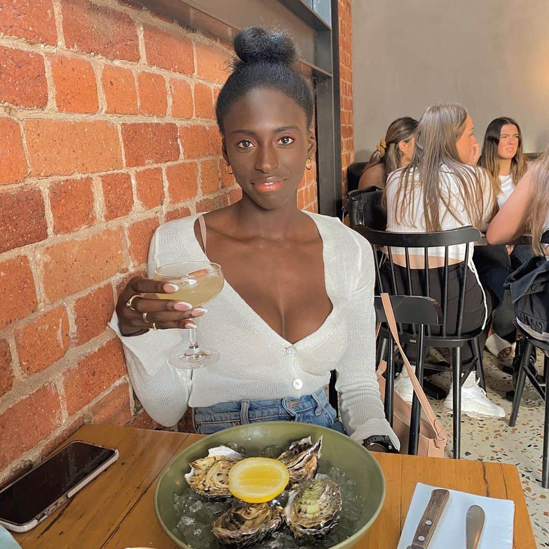 NANA OWUSU-AFRIYIEのインスタグラム：「Melbourne + Nana = Where have you been buddy 👀👀」