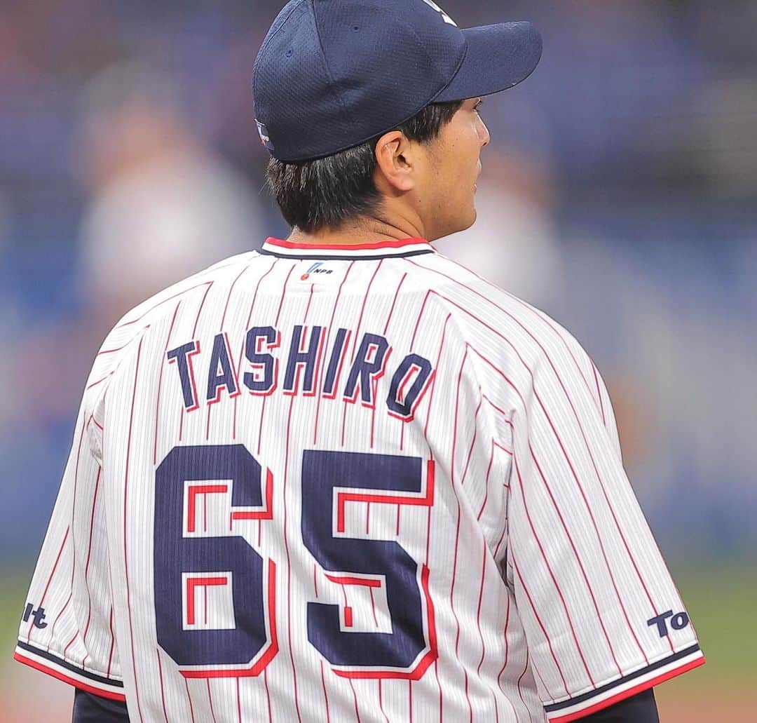 のインスタグラム：「今シーズンも暖かいご声援ありがとうございました。 今年はコロナで厳しいシーズンでしたがファンの皆様のご協力もあり乗り越えることができました。 ありがとうございました。 そして来季の契約をしないことを通告されました。 東京ヤクルトスワローズには3年間本当にお世話になりました。 ライオンズから移籍して不安でしたが温かいチームですぐ慣れることもでき楽しい野球ができました！  では、またどこかでお会いしましょう！ #東京ヤクルトスワローズ　#マイメンダウン　#田代将太郎　#ありがとうございました　#感謝　#YouTube」