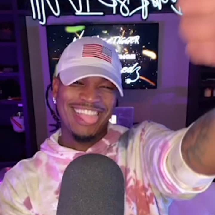 NE-YOのインスタグラム：「I’m ready to be bad....🎶🔥🎶!! Shoutout to big brotha @usher 👌🏾」