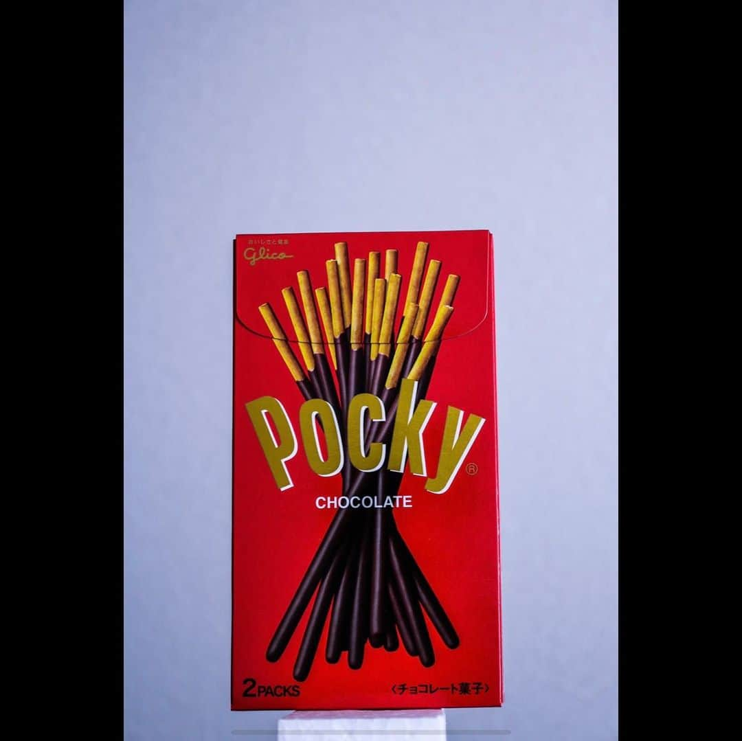 はるきるさんのインスタグラム写真 - (はるきるInstagram)「ポッキーの空箱で工作しました！  #art #artist #packageart #pocky #diy #making #photho #warrior  #空箱職人はるきる　#ポッキー　#グリコ　#ポッキーの日　#ペーパークラフト　#紙工作　#アート」11月11日 16時27分 - kharukik97