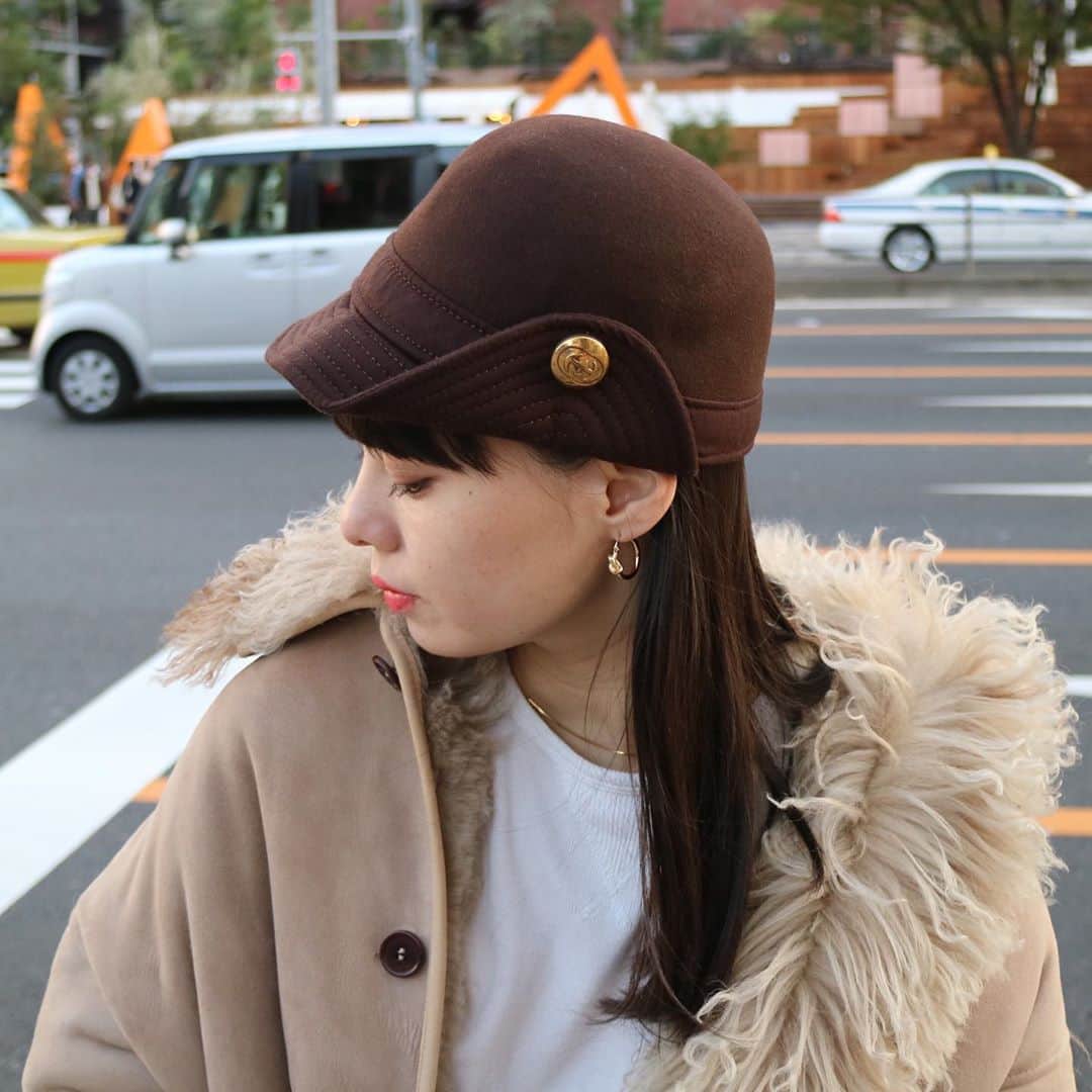 Vintage Brand Boutique AMOREさんのインスタグラム写真 - (Vintage Brand Boutique AMOREInstagram)「Gucci Vintage Jockey Hat in Brown Suede in Size Medium from @amore_tokyo   DM us to order. #amorevintage #guccivintage #jockeyhat」11月11日 16時46分 - amore_tokyo