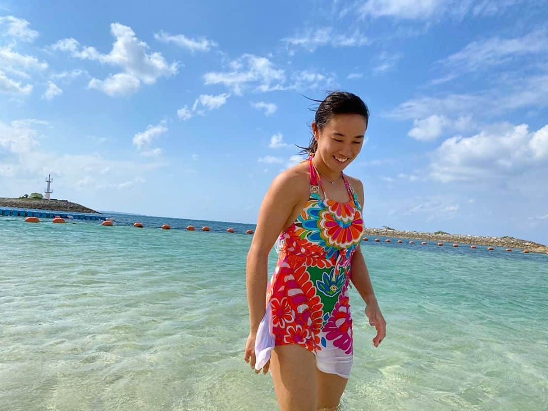 加藤未唯さんのインスタグラム写真 - (加藤未唯Instagram)「👙💕✨ #海 #ビーチ #beach #沖縄 #水着」11月11日 16時55分 - miyukato1121