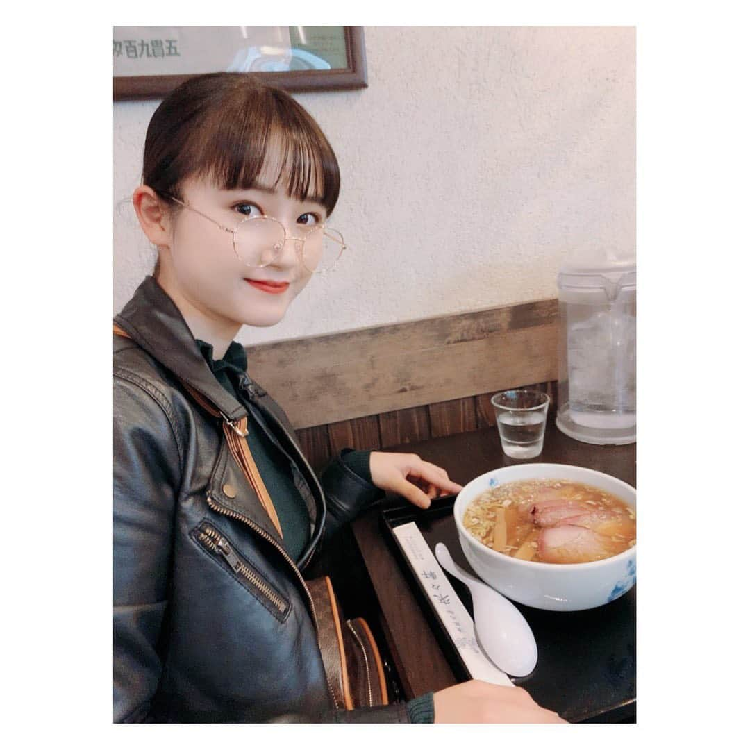 桜井美里のインスタグラム：「・﻿ ﻿ ﻿ ﻿ ちょっと前の話に﻿ ラーメン博物館に行ってきました🍜﻿ ﻿ ﻿ お目当てだった淺草 來々軒﻿ ﻿初めて食べたんだけど﻿ ほんとに美味しすぎて ﻿ また絶対行くって決めた！﻿ ﻿ ﻿ ﻿ #🍜 ﻿ #麺スタグラム  #淺草來々軒 #來々軒 ﻿ #新横浜ラーメン博物館 ﻿ ﻿」