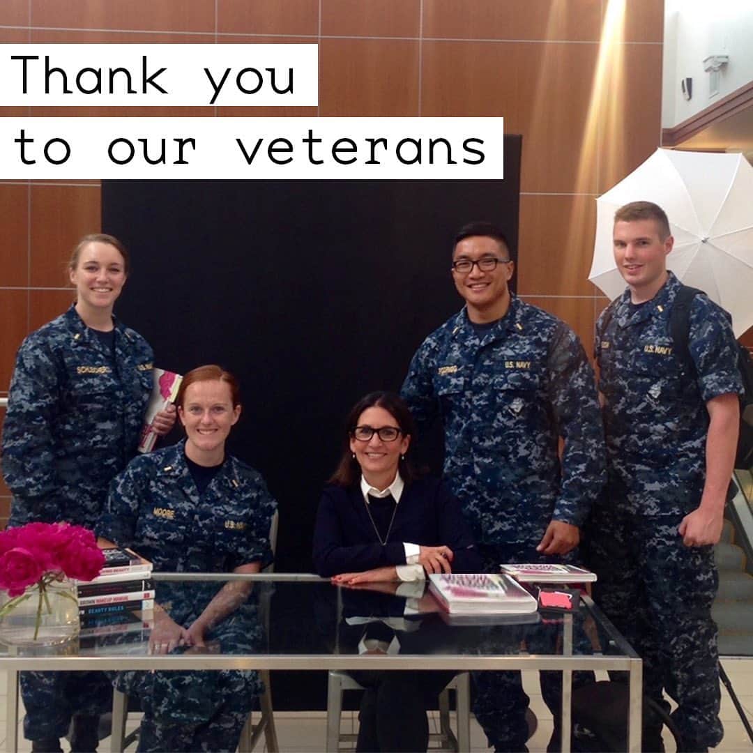 ボビー・ブラウンのインスタグラム：「Grateful for your service. #veteransday」