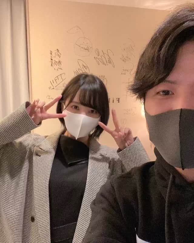 美容整体師川島さん。のインスタグラム：「声優の佐倉綾音さん来院👨‍⚕️ 小顔矯正と整体のメンテナンス2回目🦴 進撃の巨人で声聞けるの楽しみすぎる👣笑 . #整体Filament #整体 #美容 #小顔矯正 #骨盤矯正 #美容好きな人と繋がりたい  #美容整形  #美容day」