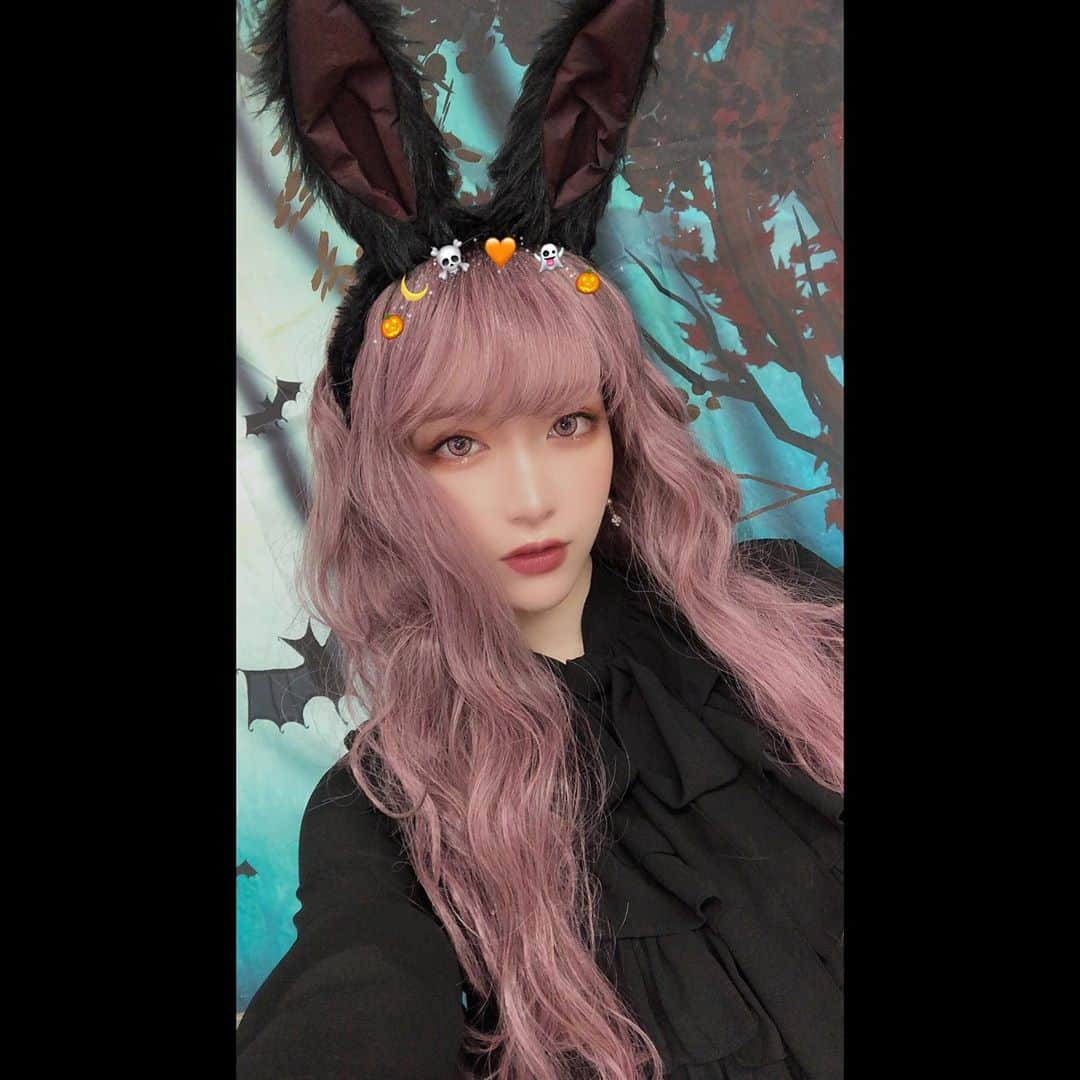 小嶋みやびのインスタグラム：「🐰🎃👻」