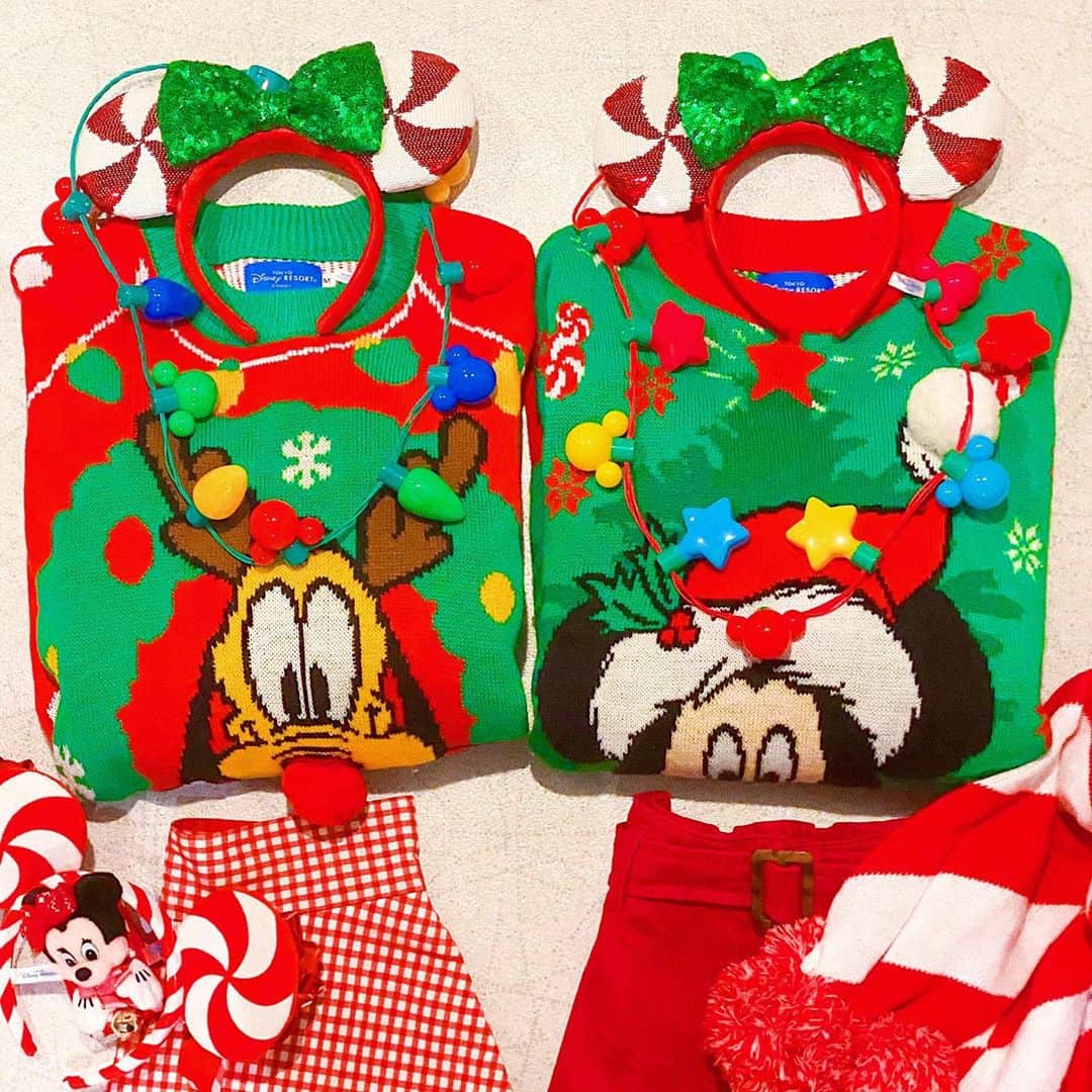 中島奈津希さんのインスタグラム写真 - (中島奈津希Instagram)「🎅🏻❤️🎄﻿ ﻿ ﻿ ﻿ ﻿ ﻿ #クリスマスディズニー で着ていた﻿ #アグリーセーター は﻿ 去年パークでゲットしたもの🐭❤️🎅🏻﻿ ﻿ ﻿ #トナカイプルート と#サンタミッキー　なのだけど﻿ クリスマスの時期しか着れないから﻿ 今年も着られてよかった🥺❤️🎄﻿ ﻿ ﻿ ﻿ ﻿ まだまだ使ってない﻿ #ディズニークリスマスグッズ あるから﻿ クリスマスたくさん満喫出来そうだ😀👍🏻🎄❤️🎁笑﻿ ﻿ ☁️☁️☁️☁️☁️☁️☁️☁️☁️☁️☁️☁️☁️☁️☁️☁️☁️﻿ #disneysisters_jp ←#中島姉妹 ディズニーまとめ👭🏻﻿ #東京ディズニーランド　﻿ #クリスマスディズニー　﻿ #ディズニーバウンド」11月11日 18時08分 - nakajima_natsuki
