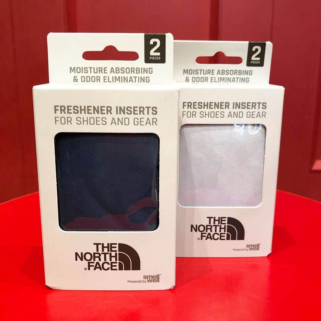 こども ビームスさんのインスタグラム写真 - (こども ビームスInstagram)「【new arrival】 ＜THE NORTH FACE＞キッズ ヌプシⅥ  . 人気のブーツが入荷しました❗️ 歩きやすく、軽くてあたたかい高機能ブーツです。ご購入の方には、数量限定でノベルティもプレゼントしております✨  カラー:BLACK サイズ:14-22cm(1cm刻み) ¥9,000+税 . 新型コロナウィルスの感染拡大を防止し、お客様とスタッフの安心安全を守るため、衛生管理体制にて営業いたします。  ご迷惑をお掛けし申し訳ございませんが、何卒ご理解ご協力のほど、宜しくお願い申し上げます。  ビームス各店舗の営業状況につきましては、施設、店舗へお問い合わせください。 . #thenorthface #thenorthfaceboots #kidsnorthface #kidsboots #black #ザノースフェイス #ザノースフェイスキッズ #boots #ヌプシ #ヌプシブーツ #ブーツ #キッズブーツ #ウィンターブーツ #winterboots #kidswinterboots  #kodomobeams  #beams  #daikanyama  #こどもビームス  #ビームス  #代官山 新作アイテムはプロフィールのリンク🔗からビームス公式サイト、こども ビームスページをチェック❗️ ※お問い合わせにつきましては、お電話にて承ります。」11月11日 18時08分 - kodomo_beams