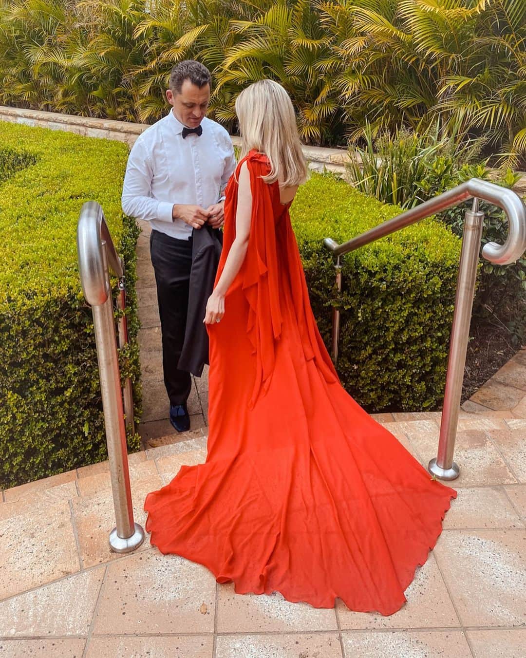 RJMStyleのインスタグラム：「A few iPhone snaps from the magical wedding of @leifyy & @robpagliuso over the weekend. I wore #delpozo 💃 from @fashionaltamodax」