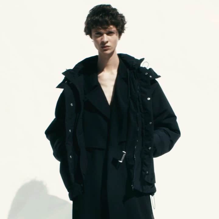 ウィザードのインスタグラム：「2020 FALL WINTER COLLECTION “Metropolis Noise Laboratories"  ▫️PADDING LAYERED BLOUSON ▫️TILOCHEN COAT  #wizzard_fac #wizzard #fashion #tokyofashion #streetfashion #fashionphoto #designersbrand #domesticbrand #mensfashion #2020aw #メンズファッション #ファッションブランド #ウィザード #レイヤード  #レイヤードスタイル  #タイロッケンコート  #コート  #中綿ブルゾン  #機能素材」
