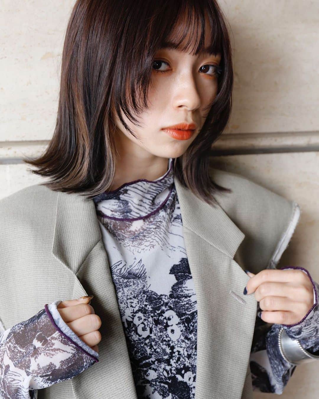 塩川裕美のインスタグラム：「🥀 . .」