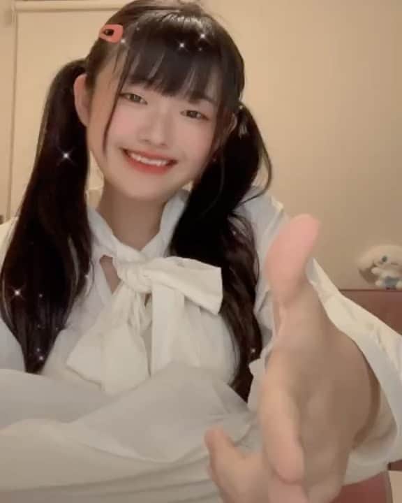 Dj Sodaのインスタグラム：「슈팅스타챌린지 비디오 다들 너무 이쁘고 귀여워!!😭💖💕 Luv all the #ShootingStarChallenge vids 🌟💫💕  🎵DJ SODA - SHOOTING STAR」