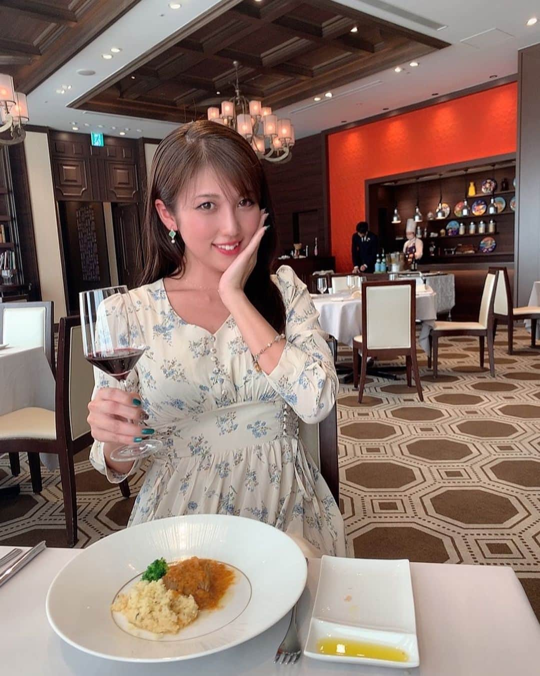 神谷麻美さんのインスタグラム写真 - (神谷麻美Instagram)「今日は #アンジェロコート東京 で母とランチしたよ✨🍽🍷💕✨  とても素敵な場所で✨ すごく美味しかったです🥰💖✨ 美味しい料理は幸せになるね🥰✨🍽🍾✨💗✨   #目白グルメ #ミシュラン2つ星シェフ監修 #東京イタリアン」11月11日 19時03分 - asamice428