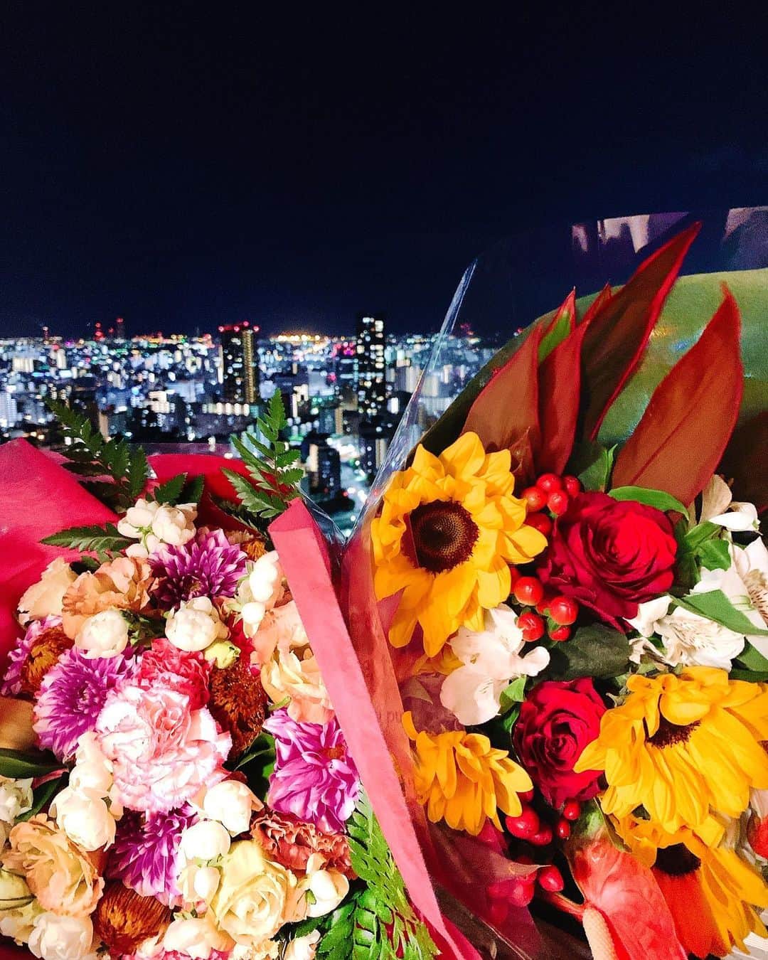 のインスタグラム：「愛。♡」