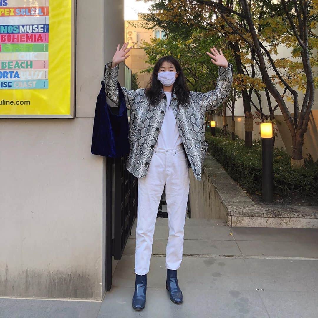 ヒョニ・カンさんのインスタグラム写真 - (ヒョニ・カンInstagram)「🖐🤚」11月11日 19時04分 - hyoni_kang