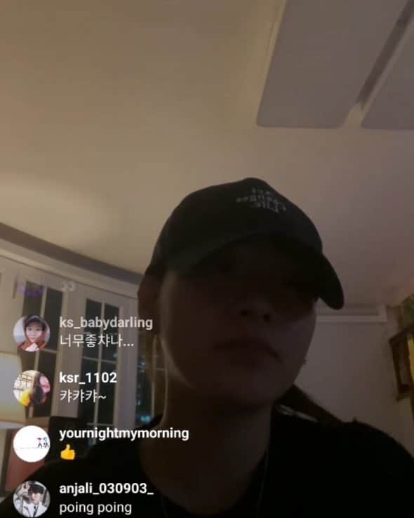 Urban Zakapaのインスタグラム：「귀 호강 중💙 오늘 라방 by @tenomahj 💕  라방 많이많이 하세요! #조현아 #어바니덜 #whenwewereyoung #adele」