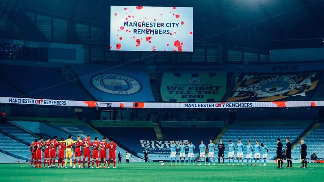 マンチェスター・シティFCさんのインスタグラム写真 - (マンチェスター・シティFCInstagram)「Manchester City Remembers 💙 #lestweforget🌹」11月11日 20時00分 - mancity