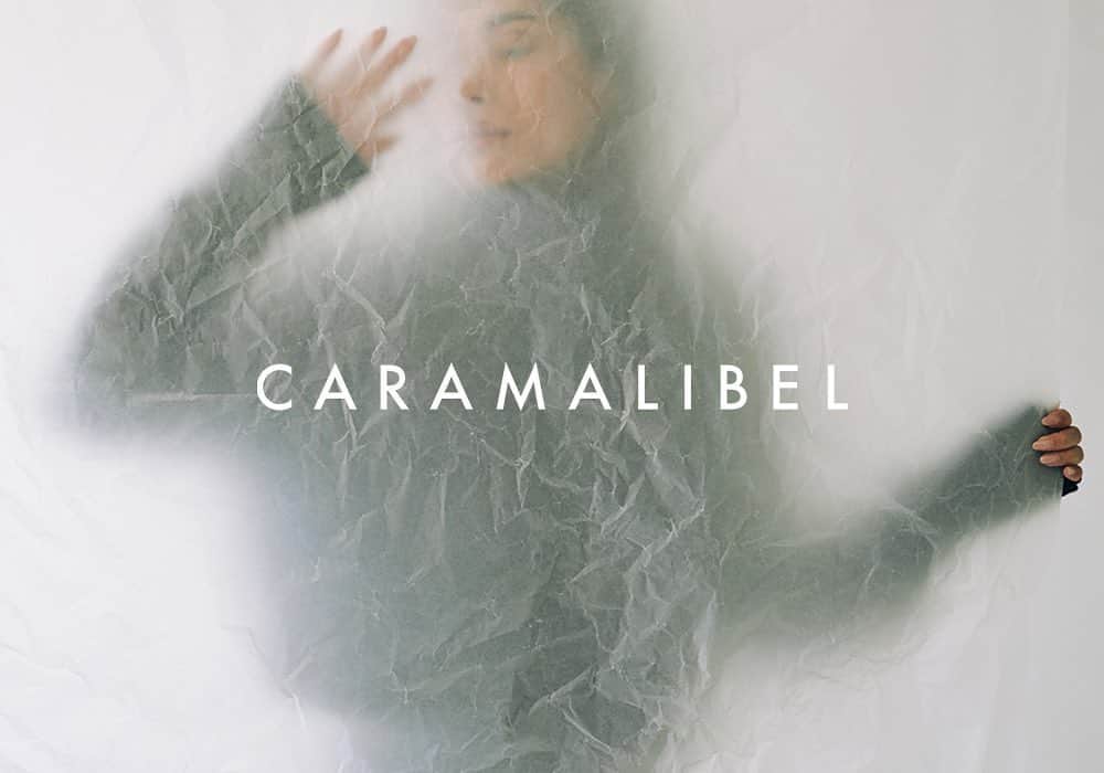 山崎まきこのインスタグラム：「. @caramalibel 2nd COLLECTION ウェブサイトにルックを公開しました！ 今回、モデルをお願いしたのは　@mayuka_otsuka 💘 まゆかちゃんを見つけた時は、なんだ！好きすぎる！と思って、すぐちーちゃんとも騒いで私たちの話題の人に😂 そして念願の撮影では、自分たちより年下とは思えない大人びた抜けた表現をしてくれて、、、本当の本当に惚れ込んでしまいました🤍そして、それはまさに私たちの表現したいルックとなりました。 撮影が終わるのが悲しかったくらい楽しい撮影でした(もっとまゆかちゃんを見ていたかった〜)本当に魅力的な子です🥀 そんな惚れ込んでいるルックなので、皆さまぜひ一目見てくださいな😉 そしてスタッフの皆様本当にありがとうございましたぁ🤍 そしてコロナが原因でとても遅れていましたが、来週いよいよ新アイテムが発売できそうです！またお知らせします✌🏽」