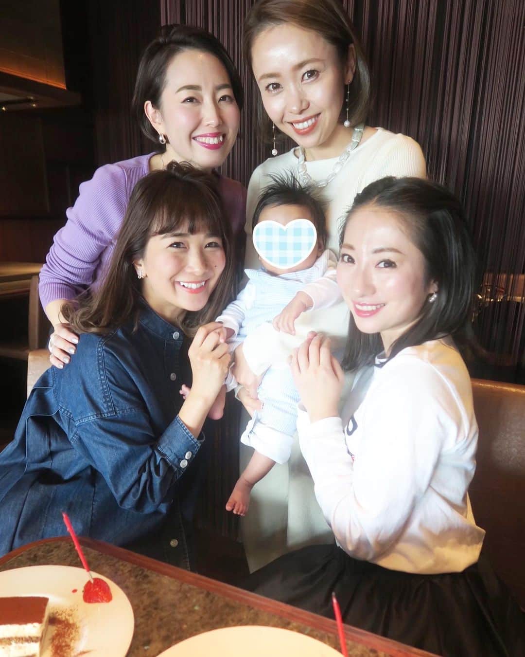 Mai Wakimizuのインスタグラム：「やっとやっと4人集合＼(^o^)／10月生まれのataちゃんと私のお誕生日をお祝いしてもらいました♡普段はバタバタとlunchを終えることが多いけど、今日はゆっーくり出来て気付いたら夕方。慌てての解散でした♡笑 皆が順番に息子の面倒を見てくれたので、母楽ちん時間でした♡ #orientalhotel#神戸」