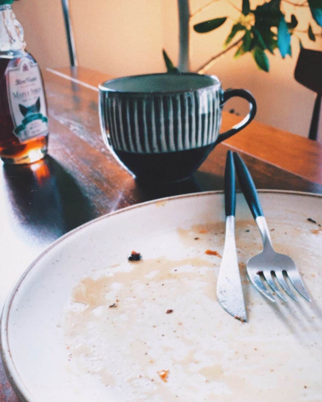鈴木紗理奈さんのインスタグラム写真 - (鈴木紗理奈Instagram)「早起きした。 ゆっくり流れる時間 ドタバタの朝がちょっと恋しかったり😌  とりあえず二度寝だな。笑  #紗理奈流dining  #munehiroキッチン」11月12日 8時08分 - munehirovoice