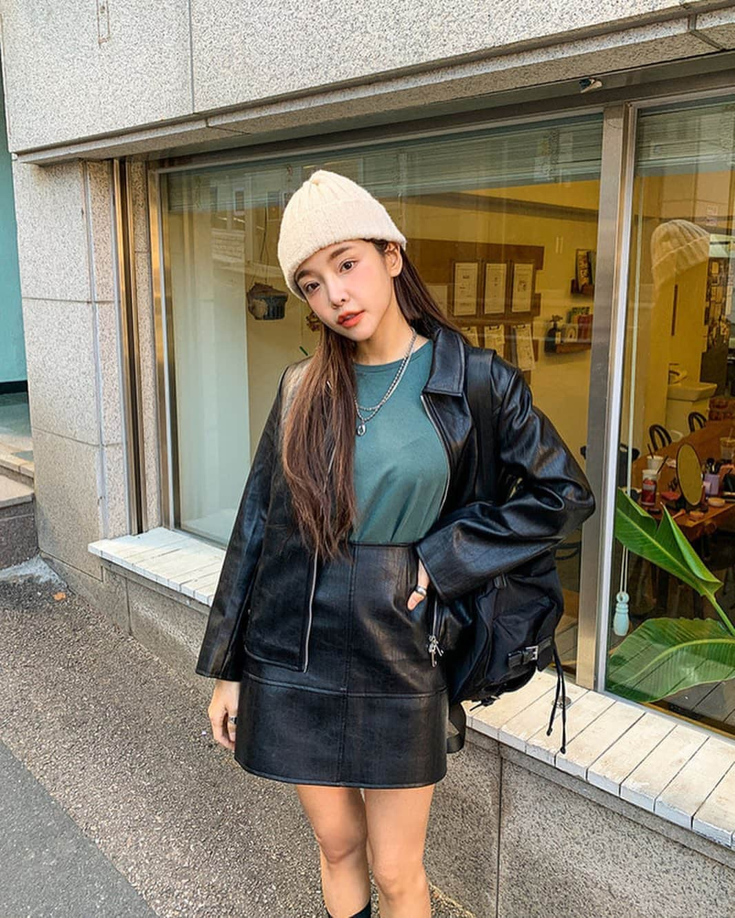 Official STYLENANDAさんのインスタグラム写真 - (Official STYLENANDAInstagram)「굿모닝🖤 #stylenanda」11月12日 8時09分 - houseof3ce