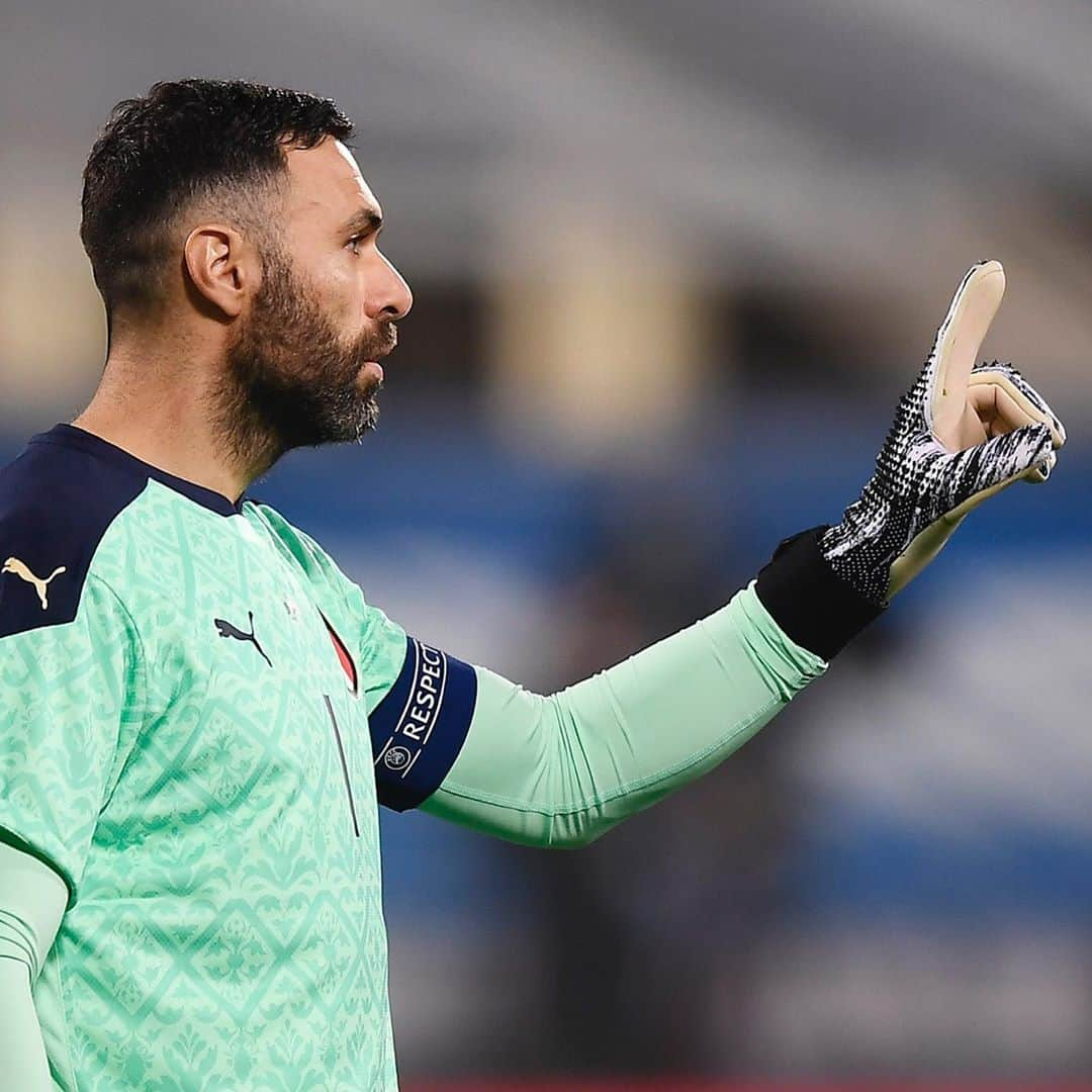 トリノFCさんのインスタグラム写真 - (トリノFCInstagram)「Orgogliosi di te 🇮🇹©💙  #Sirigu #ItaliaEstonia #Azzurri」11月12日 6時41分 - torinofc1906