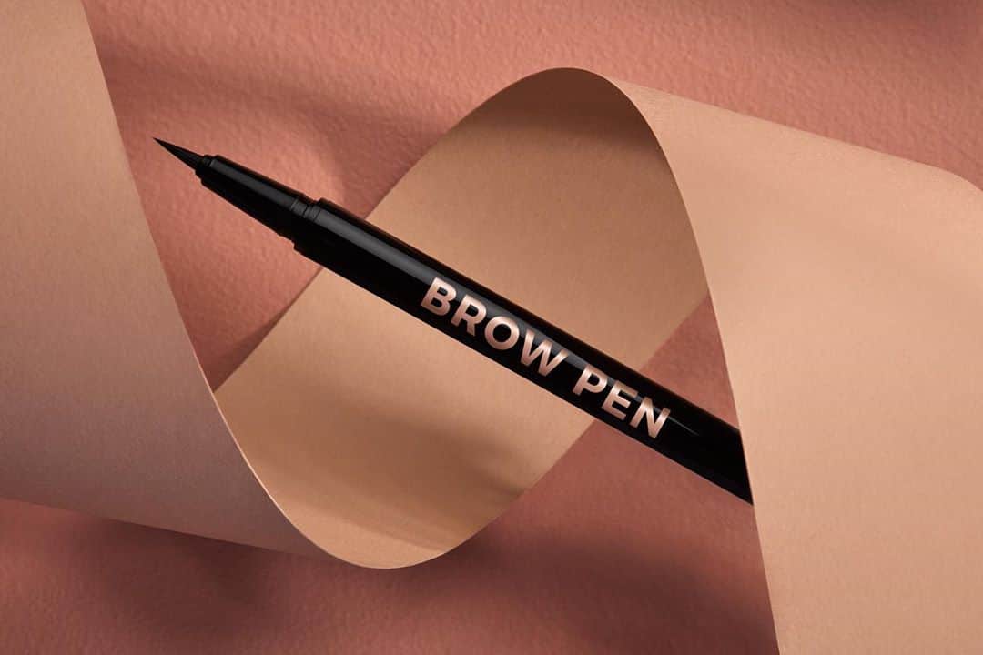 Anastasia Beverly Hillsさんのインスタグラム写真 - (Anastasia Beverly HillsInstagram)「Brow Pen is quickly becoming a favorite. We love to see it!⁣ ⁣ Find your shade using Try It On feature in IG Shop」11月12日 7時43分 - anastasiabeverlyhills