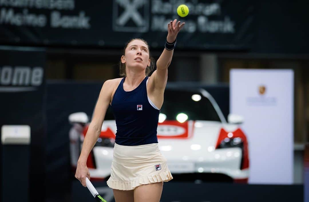 WTA（女子テニス協会）さんのインスタグラム写真 - (WTA（女子テニス協会）Instagram)「Victorious! 💪 #wtalinz」11月12日 7時45分 - wta