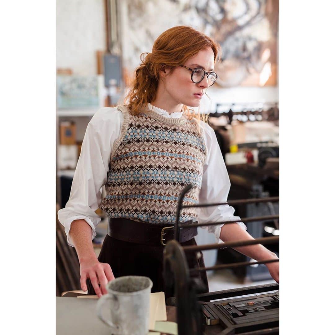 キャベジズ&ローゼズのインスタグラム：「Glorious Scottish Fairisle - a few pieces remain in stock @christina_strutt @scottlongjphoto @vcjobb #scottish #wool #winter #shoplocal #shopsmall #cabbagesandroses #responsiblefashion #buybetterbuyless #slowfashion #somerset」