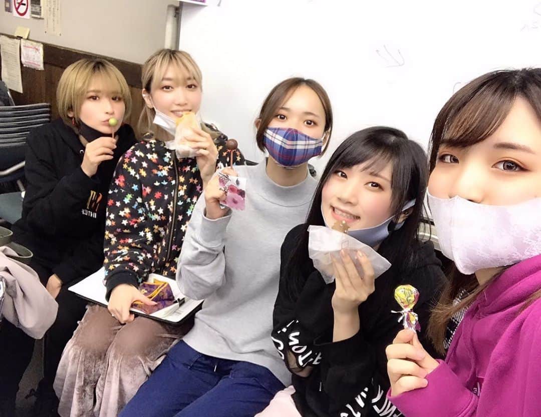 有馬綾香さんのインスタグラム写真 - (有馬綾香Instagram)「今日もお稽古お疲れ様でしたーーー！！  #おかしな転生 #舞台 #ラゾーナ川崎プラザソル」11月11日 23時26分 - ayakaarima